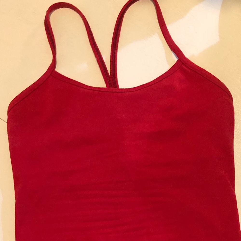Lululemon tank